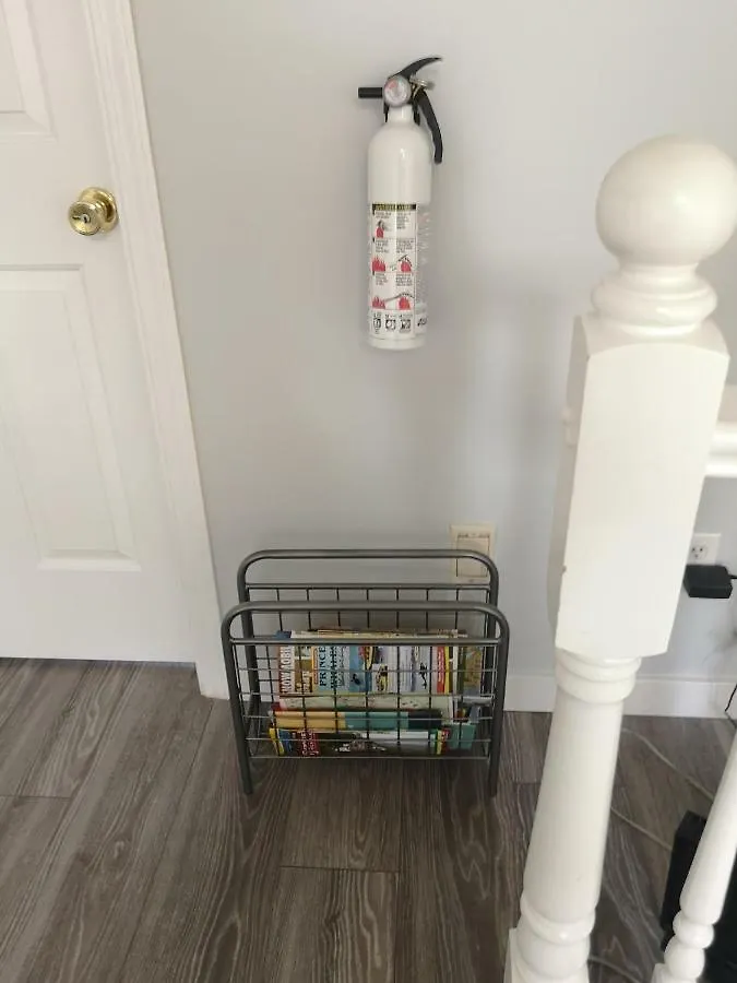 Bed Plus Yvr Richmond Homestay